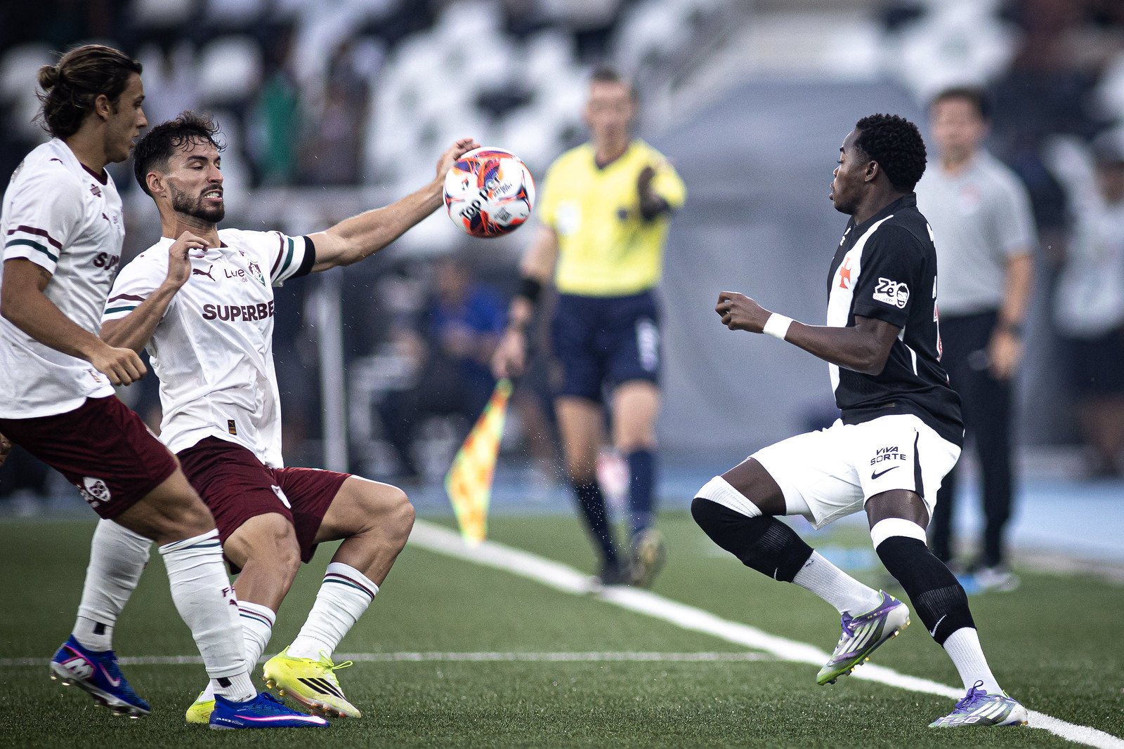 Fluminense x Vasco: Onde assistir ao vivo, horário e escalações – Cariocão 2026